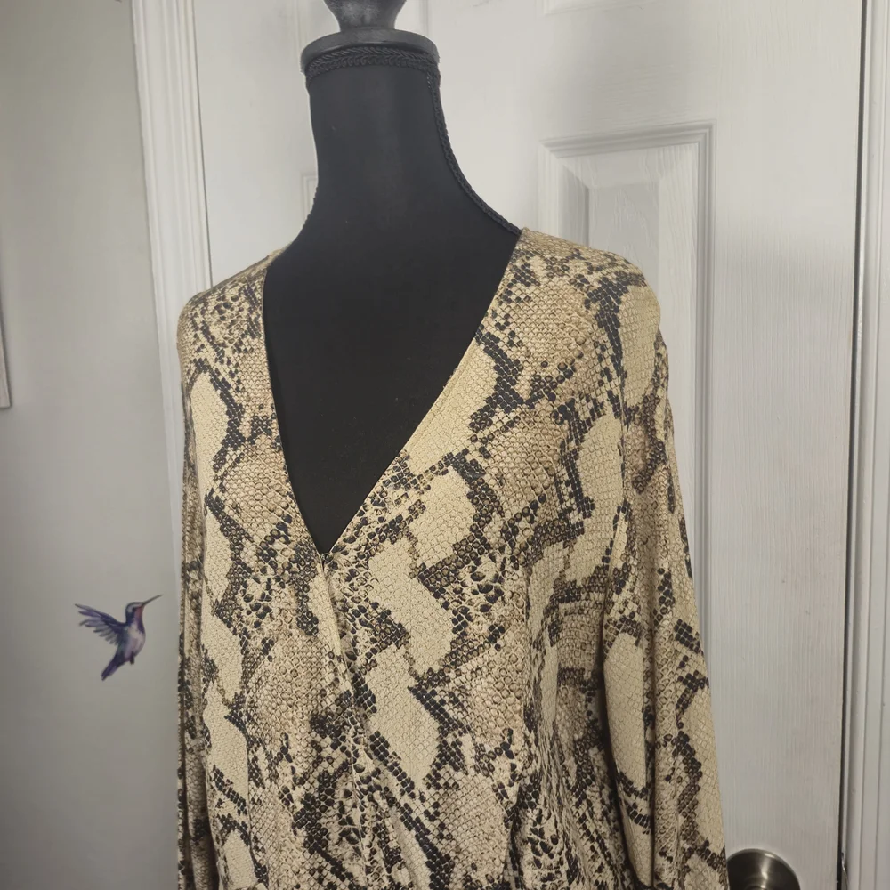 H&M Snakeskin Print Faux Wrap Maxi Dress Statement Y2K Size 12 - Picture 5 of 9